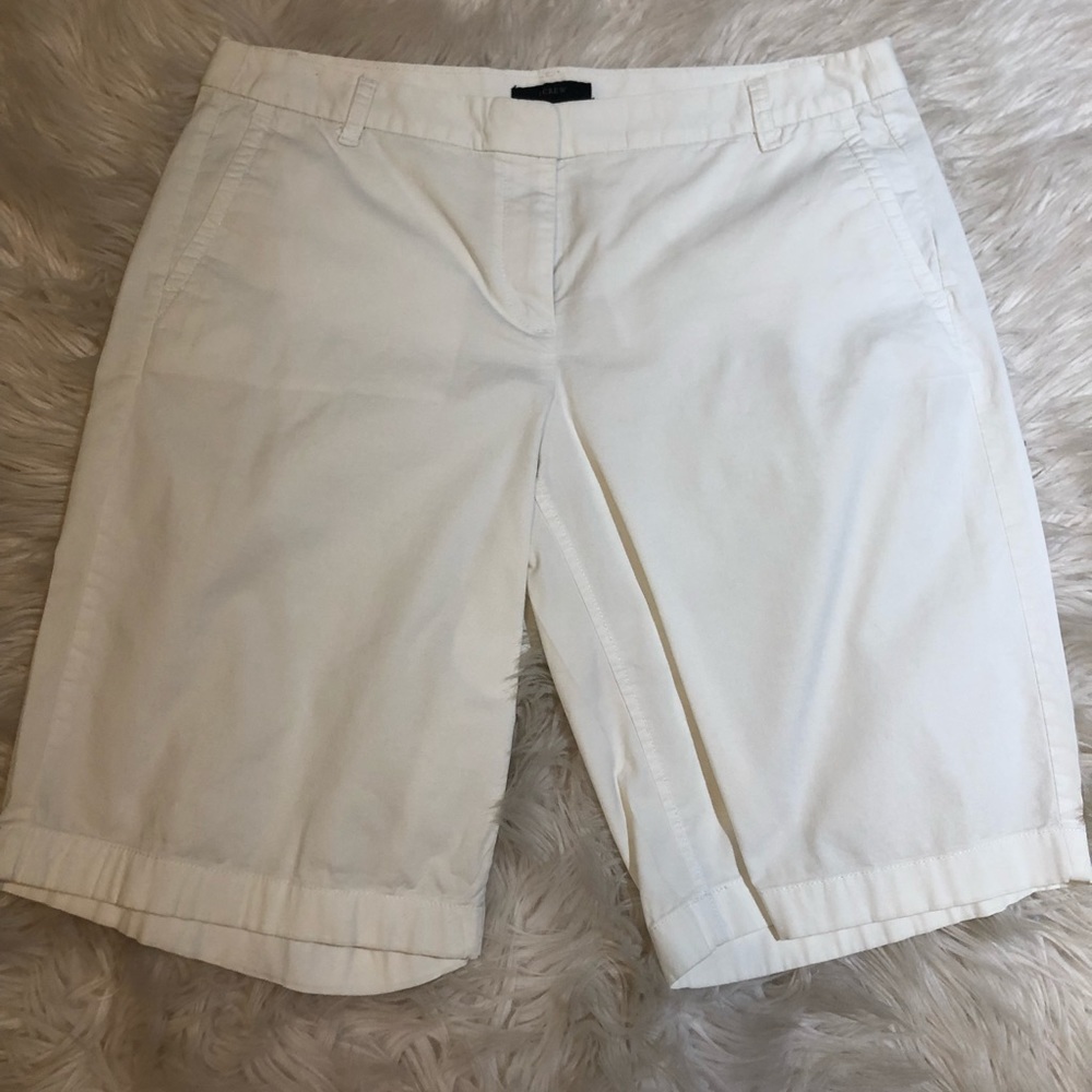 JCREW white comfy & lightweight shorts!!